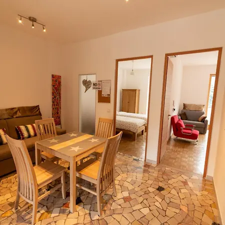 Apartment Garibaldi 36 A