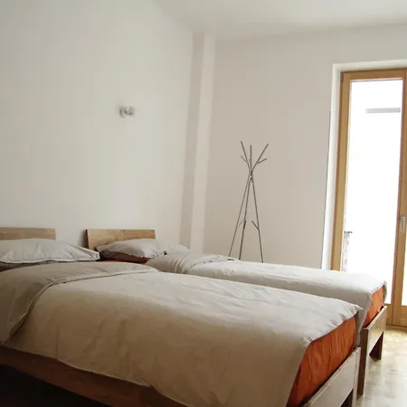 Garibaldi 36 A Apartment
